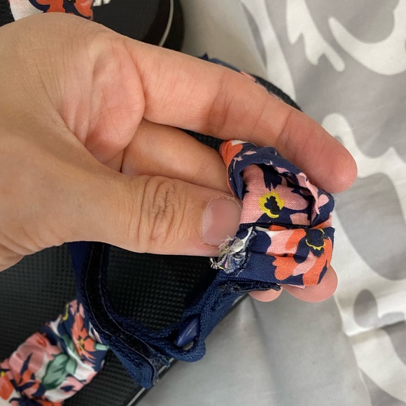 O’rageous Scarf Printed Navy Sport Comfort Walking Velcro Strap Sandals 9 - Picture 6 of 6